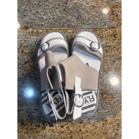 FLY LONDON Jeno Wedge Sandals Beige White Buckle Ankle Strap Size 39 (US 8-8.5) - Picture 4 of 8
